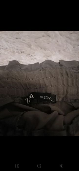 Pantaloni zara xs