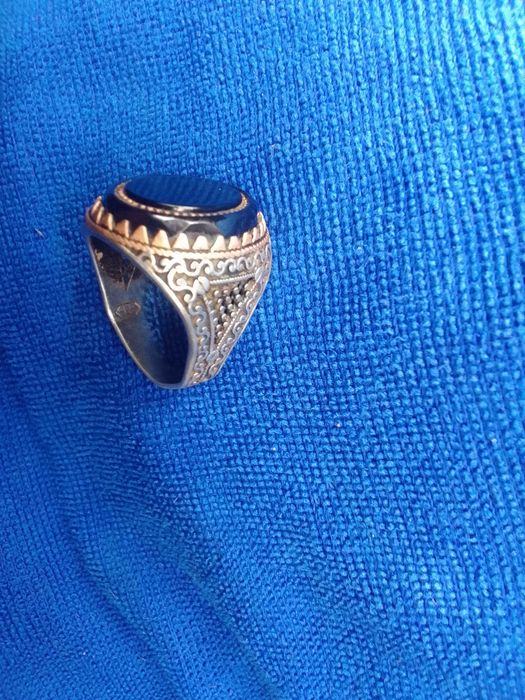 Перстень серебряный