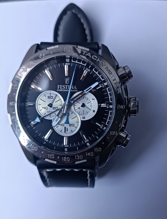 Casio G-Shock ga 900 e перфектно състояние и Festina