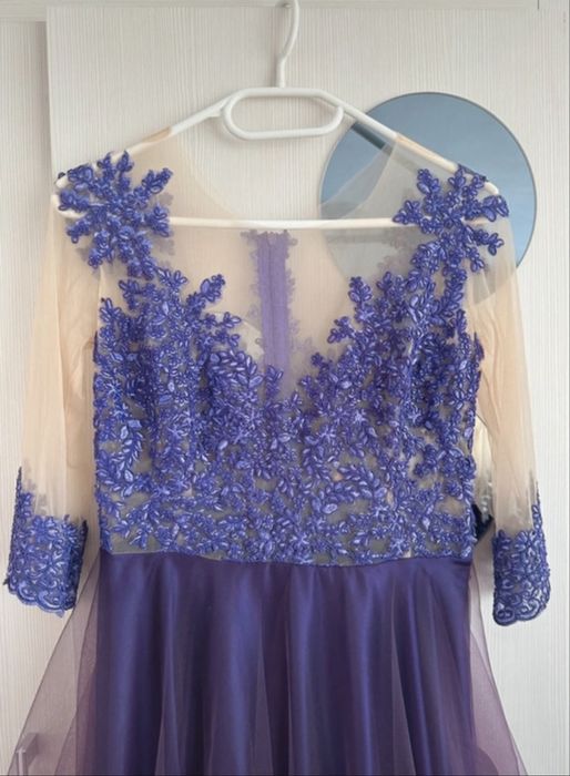 Rochie lungă, elegantă