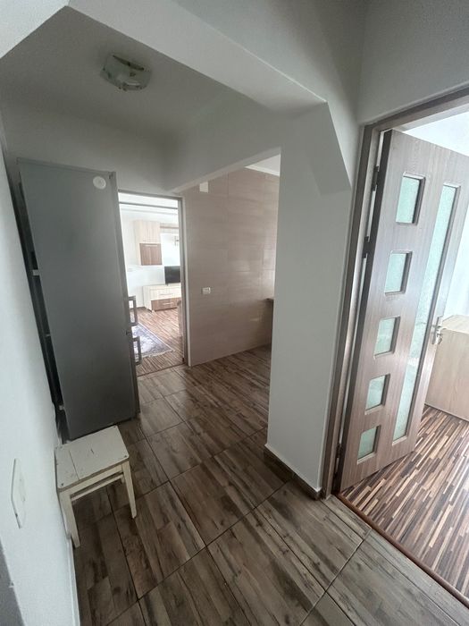 Vând Apartament 3 camere-Mihail Kogălniceanu, Constanța