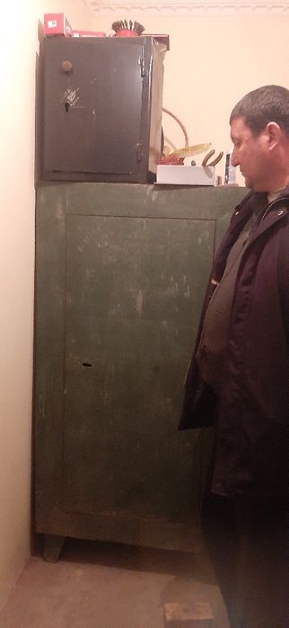 Sef sotiladi srochna narhi 400 $