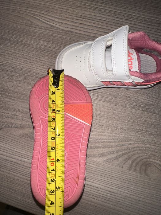 Оригинални детски кожени обувки Adidas