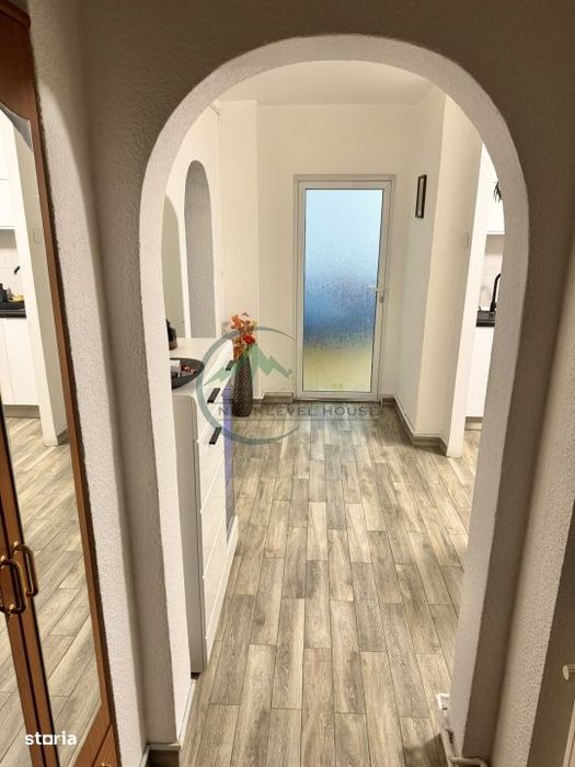 Apartament 3 camere, Judetean - intrare Racadau