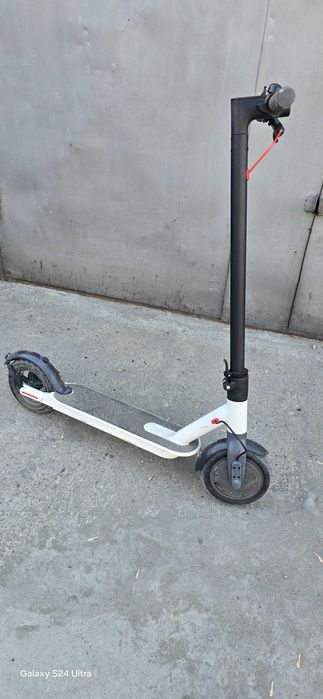 Продам электросамокат.