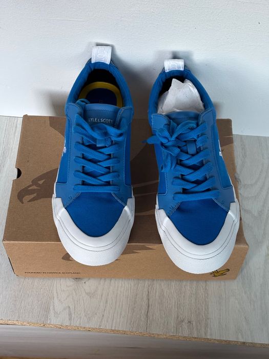 Adidasi Lyle and Scott noi