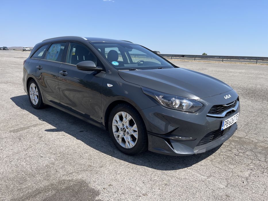 Kia Ceed Sportswagon 2022 г. 120 кс. В гаранция. ТОП! Нова цена.
