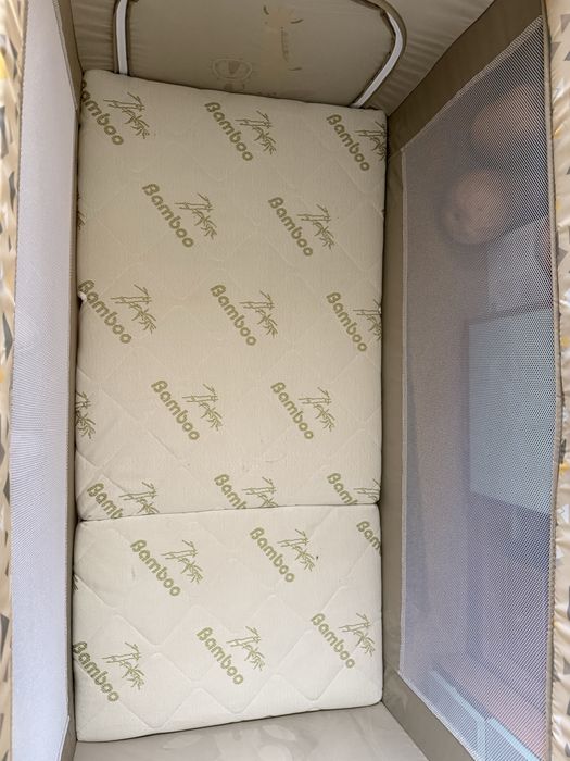 Чисто нова сгъваема кошара и сгъваем матрак 120/60