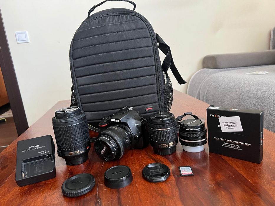 Vând Nikon D3500 Kit Complet ( 4 obiective)