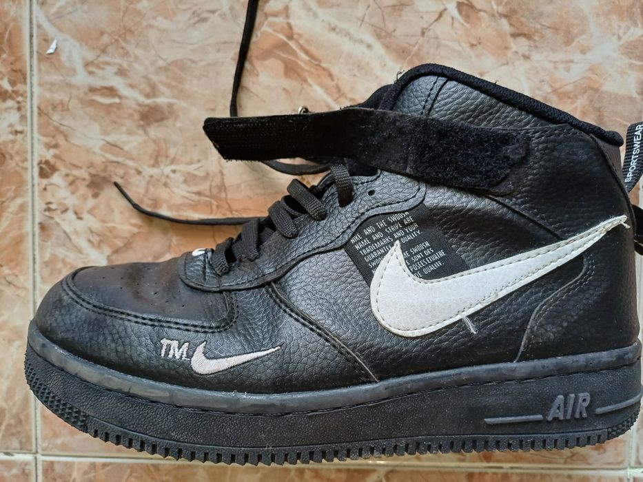 Маратонки   Nike