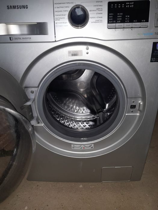 Продаётся стиральная машина