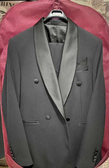 Смокинг тройка.