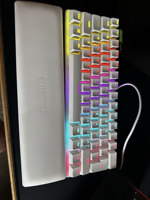 Tastatură Gaming Mecanică 60% Albă RGB