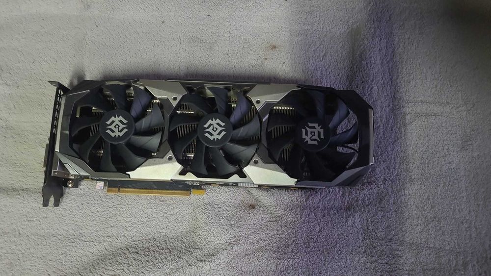placa video Gaming  GeForce GTX 1070 de 8GB GDDR5 / 256 biti – ca noua