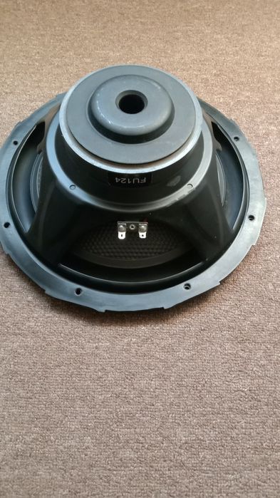 Сабвуфер колонка