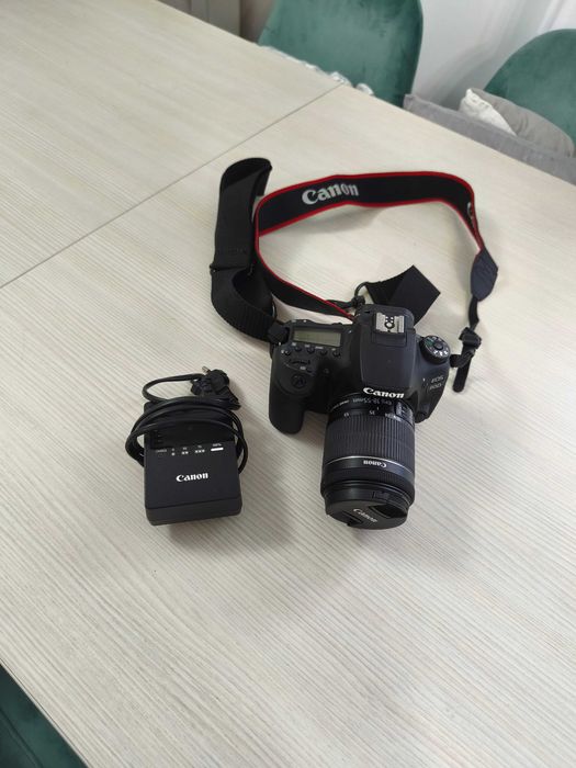 Aparat foto DSLR Canon EOS 90D, 32.5 MP, 4K, Negru + Obiectiv 18-55mm IS STM