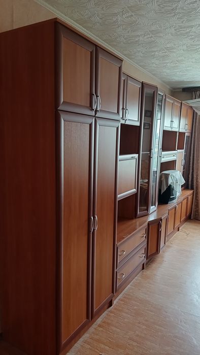 Стенка ,гарнитур