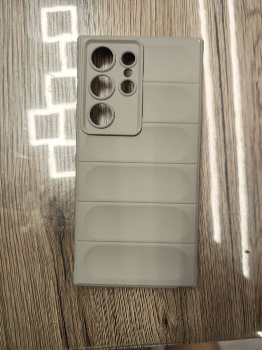 Samsung S24 Ultra кейсове + протектори