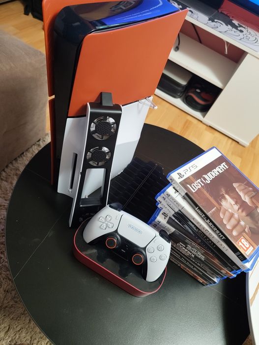 Продам PS5 Digital edition