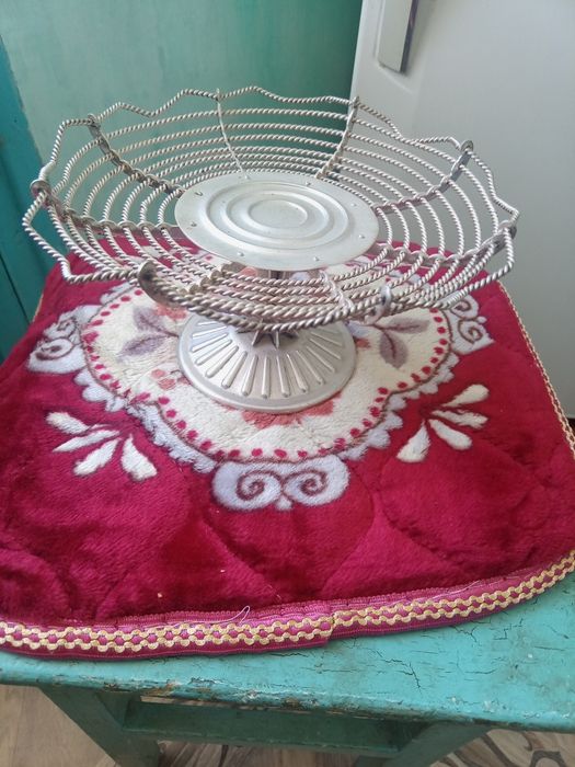 Фруктовница ваза ( старинная)