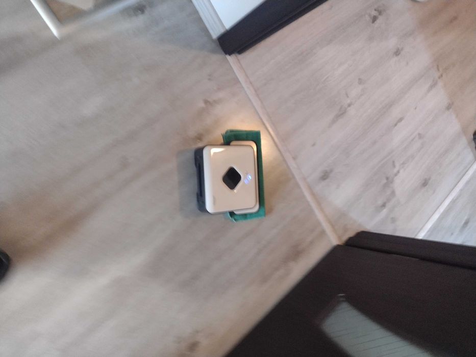 Подочистачка робот Irobot braava 390t