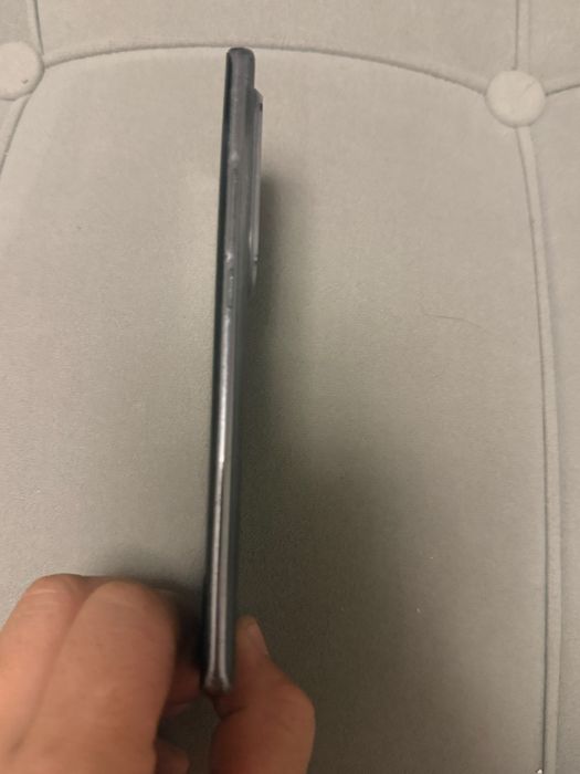 Продам телефон OPPO Reno10 5G