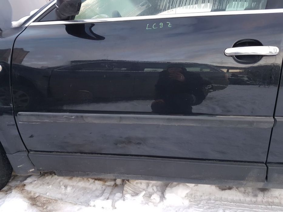 Usa / Portiera Stanga Fata VW Passat B5.5 2000 - 2005 Cod Culoare LC9Z