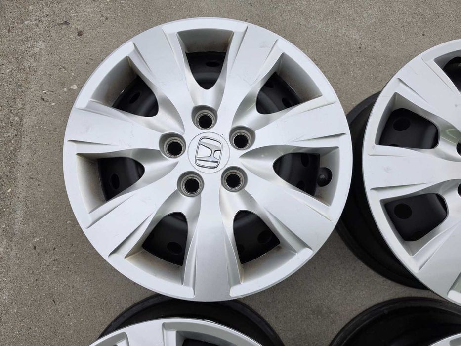 16'' стоманени джанти за HONDA 5х114.3 + тасове