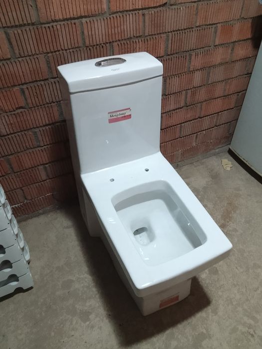 Продам Унитаз новый