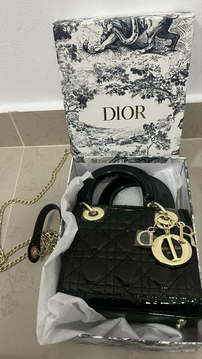 Луксозна дамска чанта Lady Dior