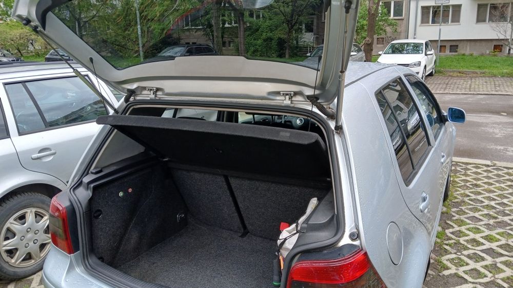 Декоративна кора за VW Golf 4 Като Нова 25€