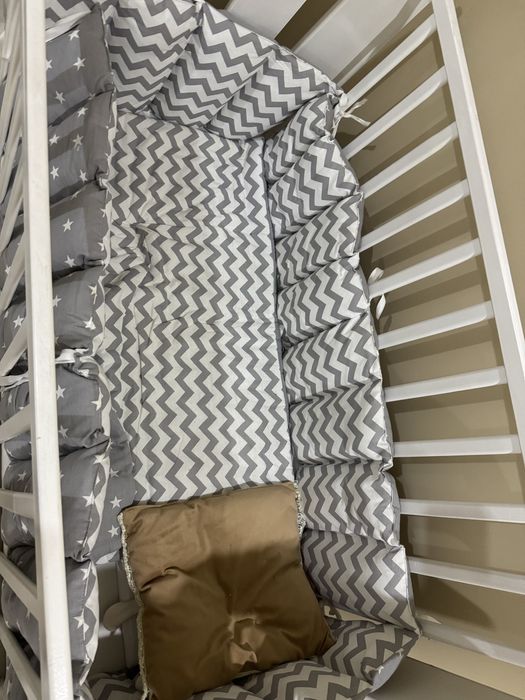 Продам детскую кровать манеж