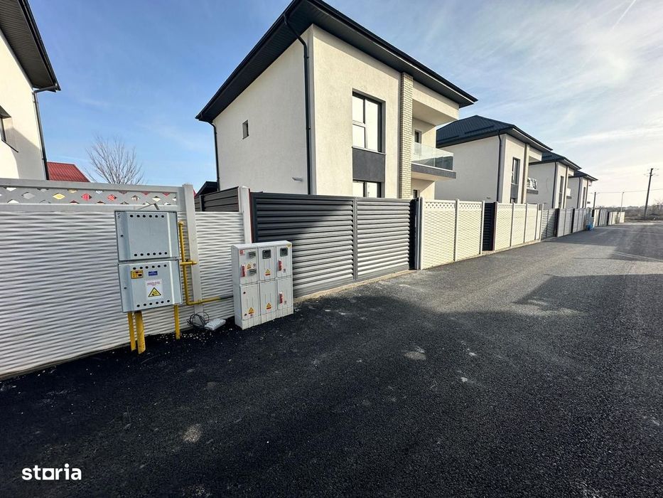 Casa Singulara, Toate Utilitatile, 4 Camere, Teren 400 Mp, Comision 0%