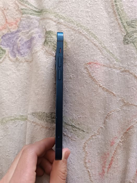 Айфон 12 (128гб)