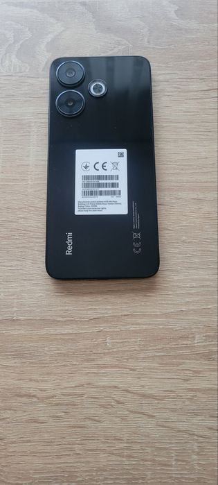 Продавам Xiaomi redmi 13