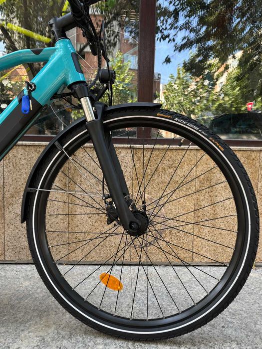 Vând bicicletă electrică: Econic One Urban