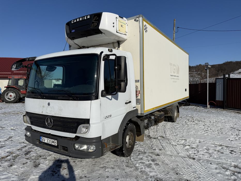 Mercedes-Benz Atego 818 sasiu gol