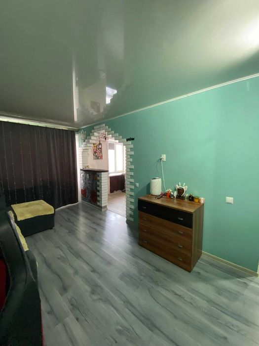 продам 1 ком квартиру УЮТ