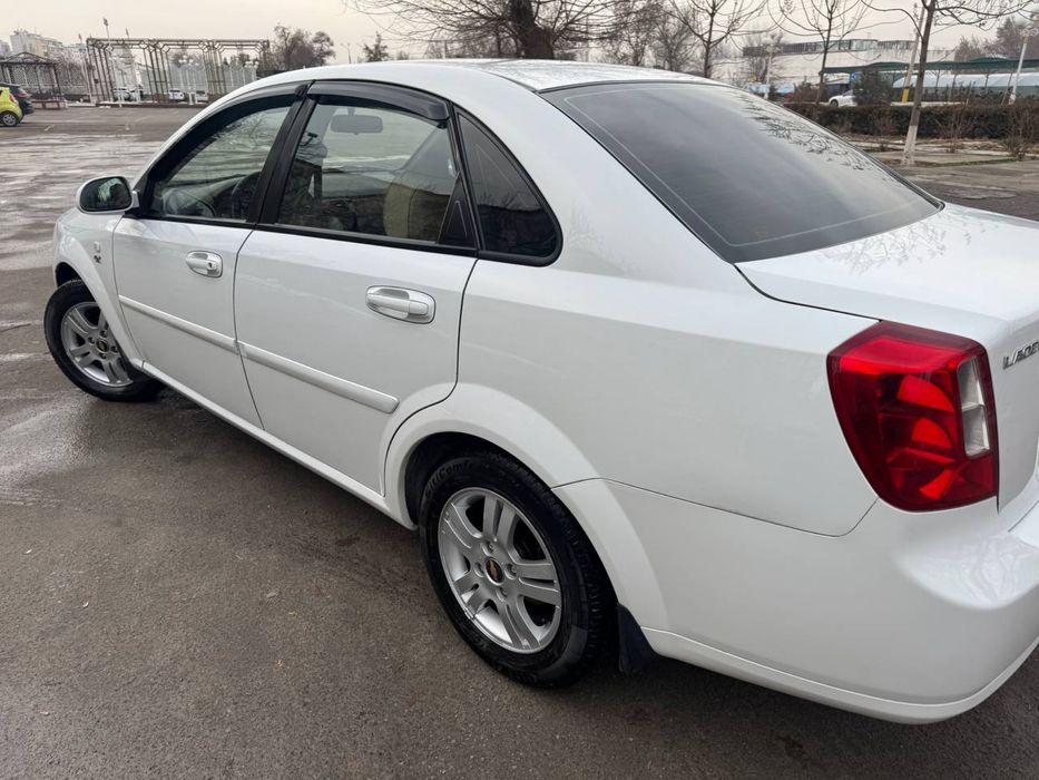 Lacetti avtomat super