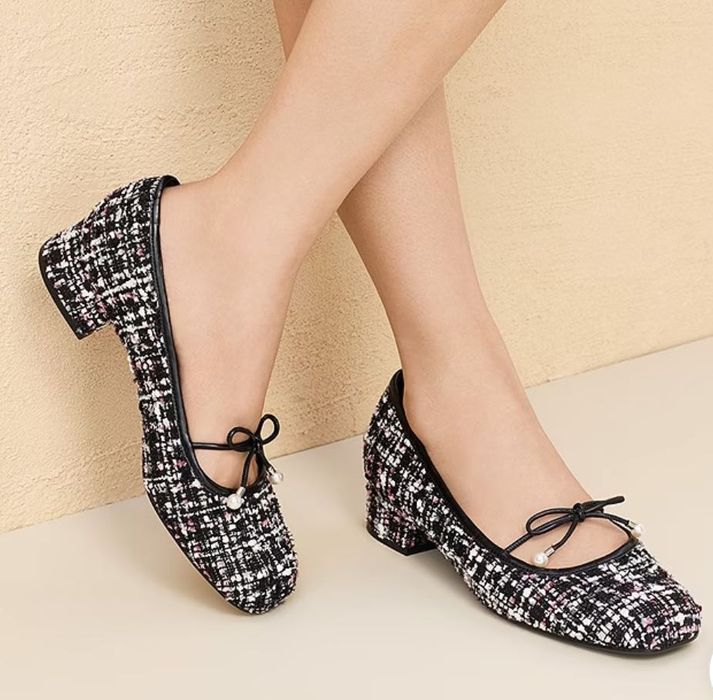 Туфли, новые, 38 размер. Бренд Charles & Keith