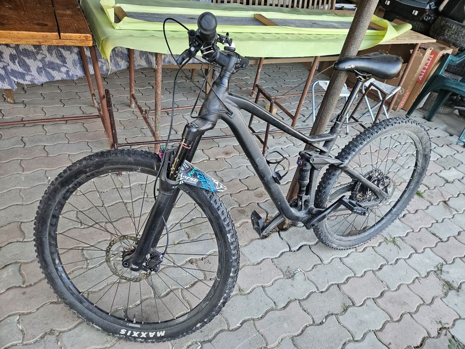 Cube Stereo Race R120
