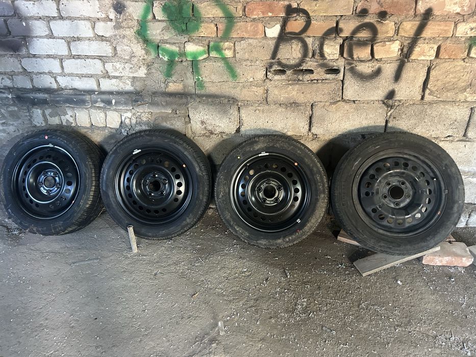 Продам колеса 4штукиR16