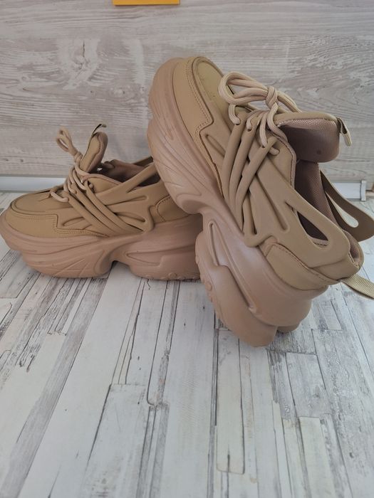 Супер актуални сникърси