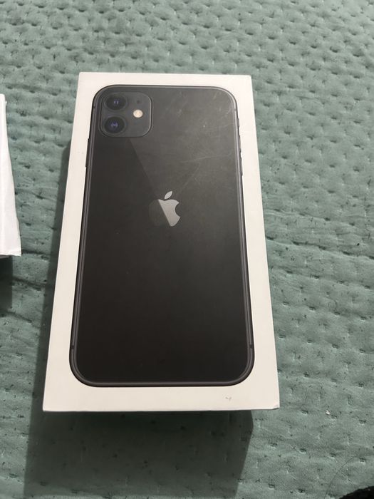 продам айфон 11