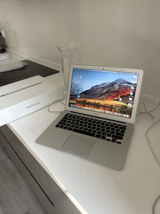 MacBook air б/у