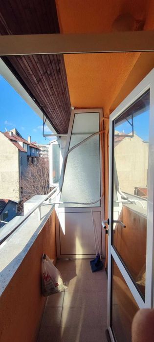 Продава се Двустаен апартамент в Варна, Лятно кино Тракия - 70 кв.м за 1929 €/кв.м - Снимка #1