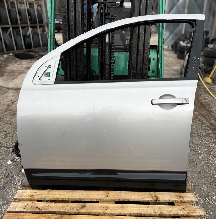 Предна врата за Nissan Qashqai / Нисан Кашкай 2009г