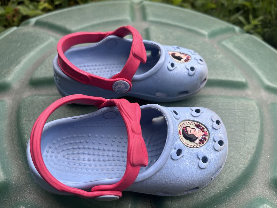 Crocs с принцеси, размер С6-7, 15см място за краче