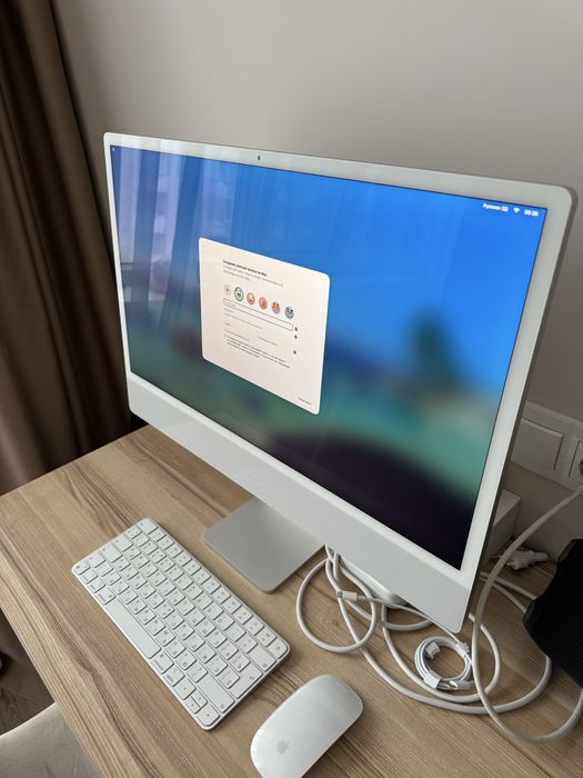 Продам б/у iMac 2021 г. 24 дюйма.