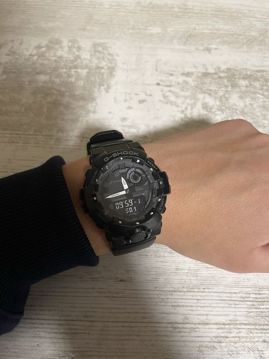 CASIO G-shock.